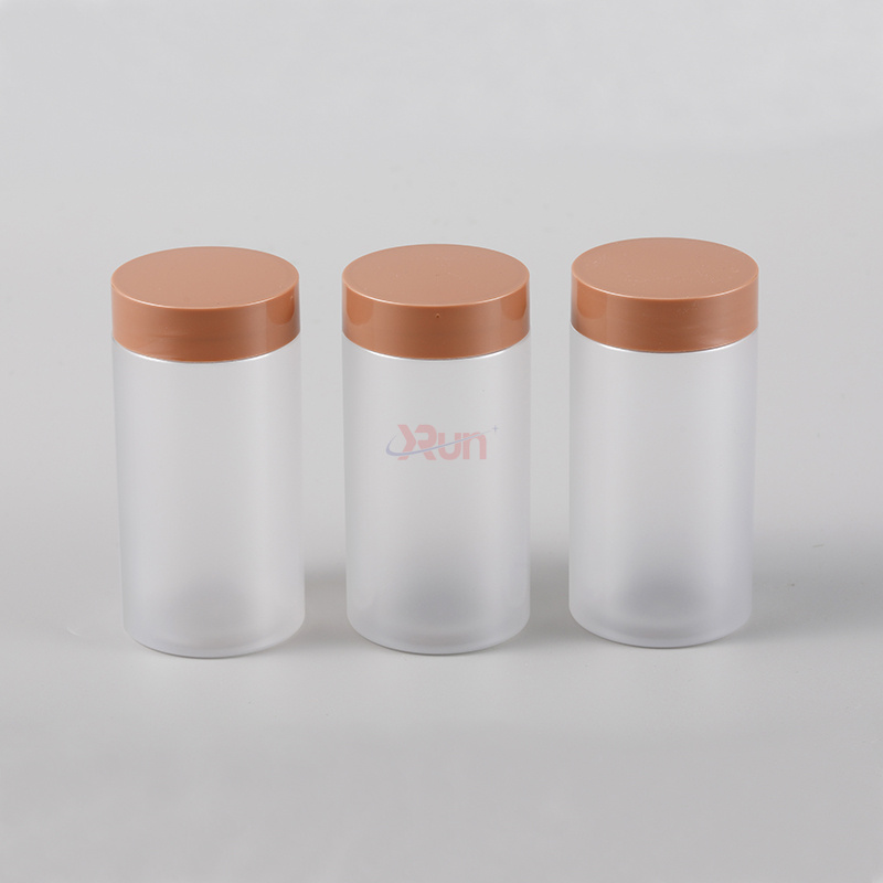 We offer bulk plastic containers that include a wide variety of food packaging jars made from recycled plastic, as part of our PET containers.